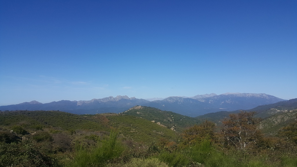 Le Taravo depuis le col de la Vaccia