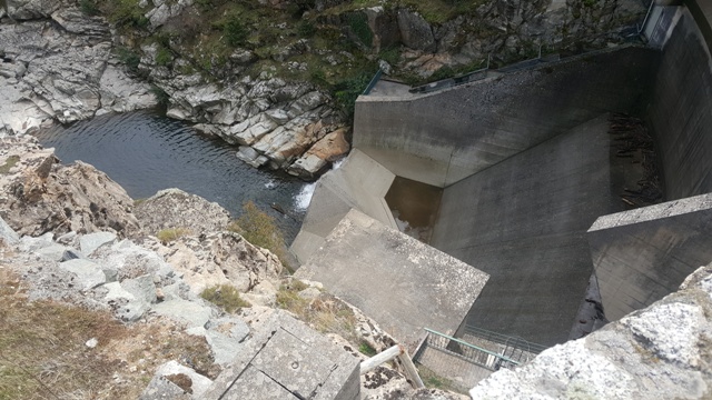 Le brise jet du barrage